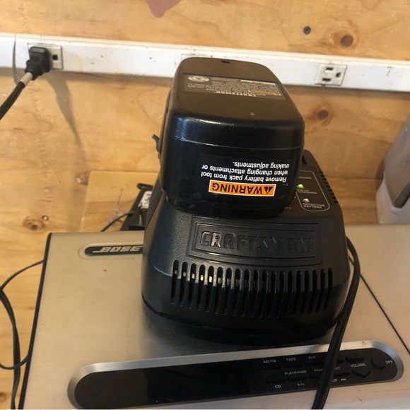 Craftsman 7.2 - 24 Volt 1 Hour 1425301Battery Charger Quick 19.2V+Battery - Picture 9 of 12